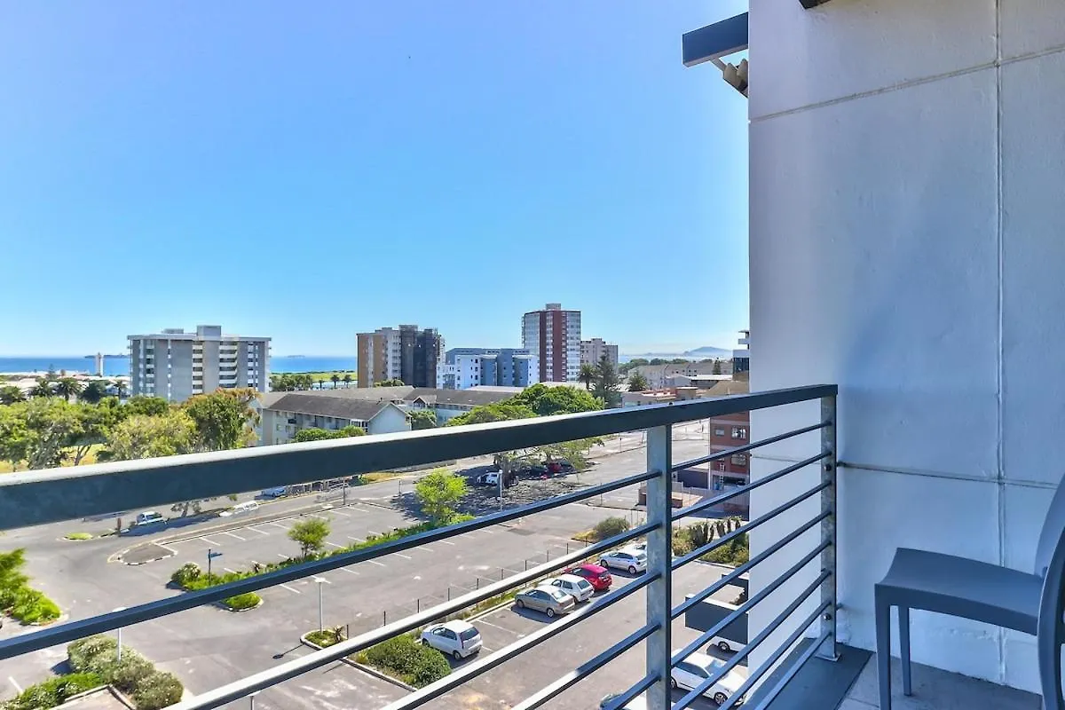 Sea And Sun-Table Mountain Views Wifi Parking! Διαμέρισμα Κέιπ Τάουν